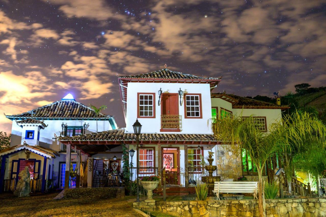 Templo Do Sol Acomodacoes Prados Exterior foto